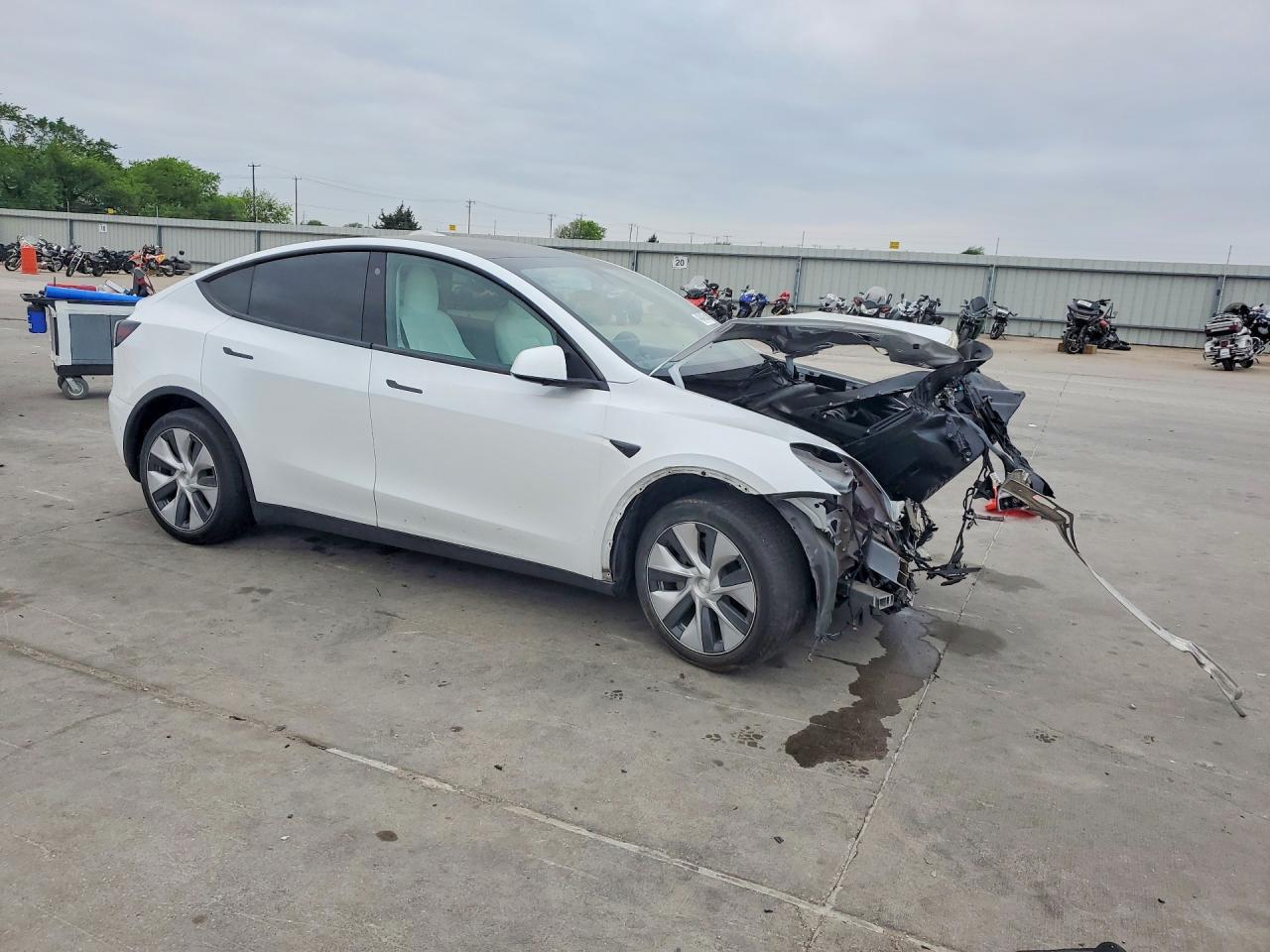 2022 TESLA MODEL Y