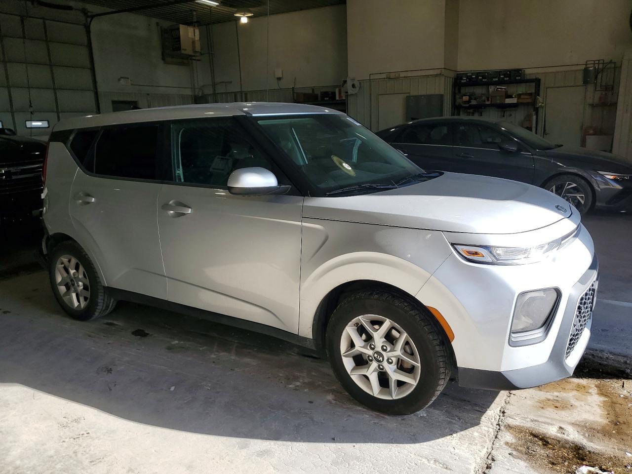 2021 KIA SOUL