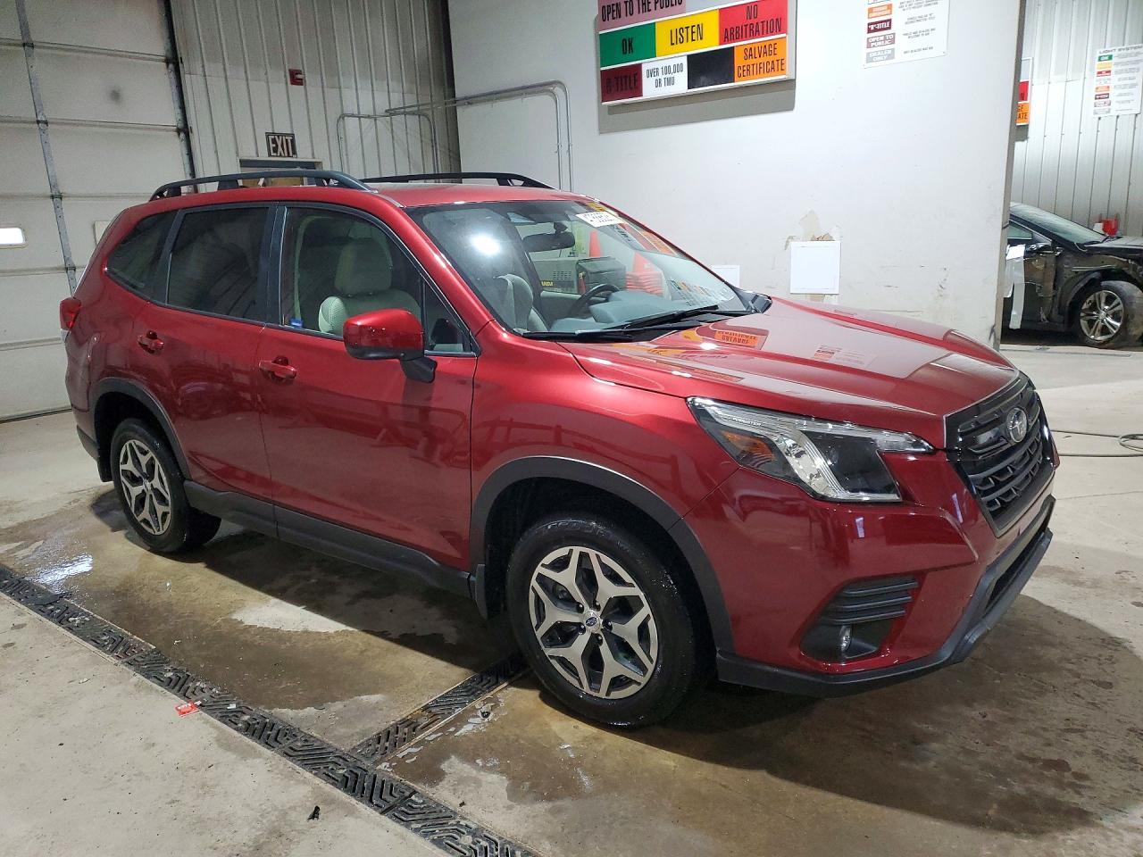 2024 SUBARU FORESTER