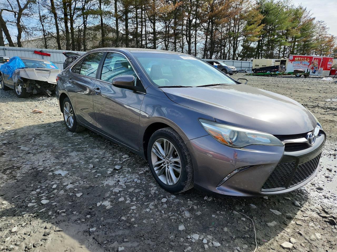 2015 TOYOTA CAMRY