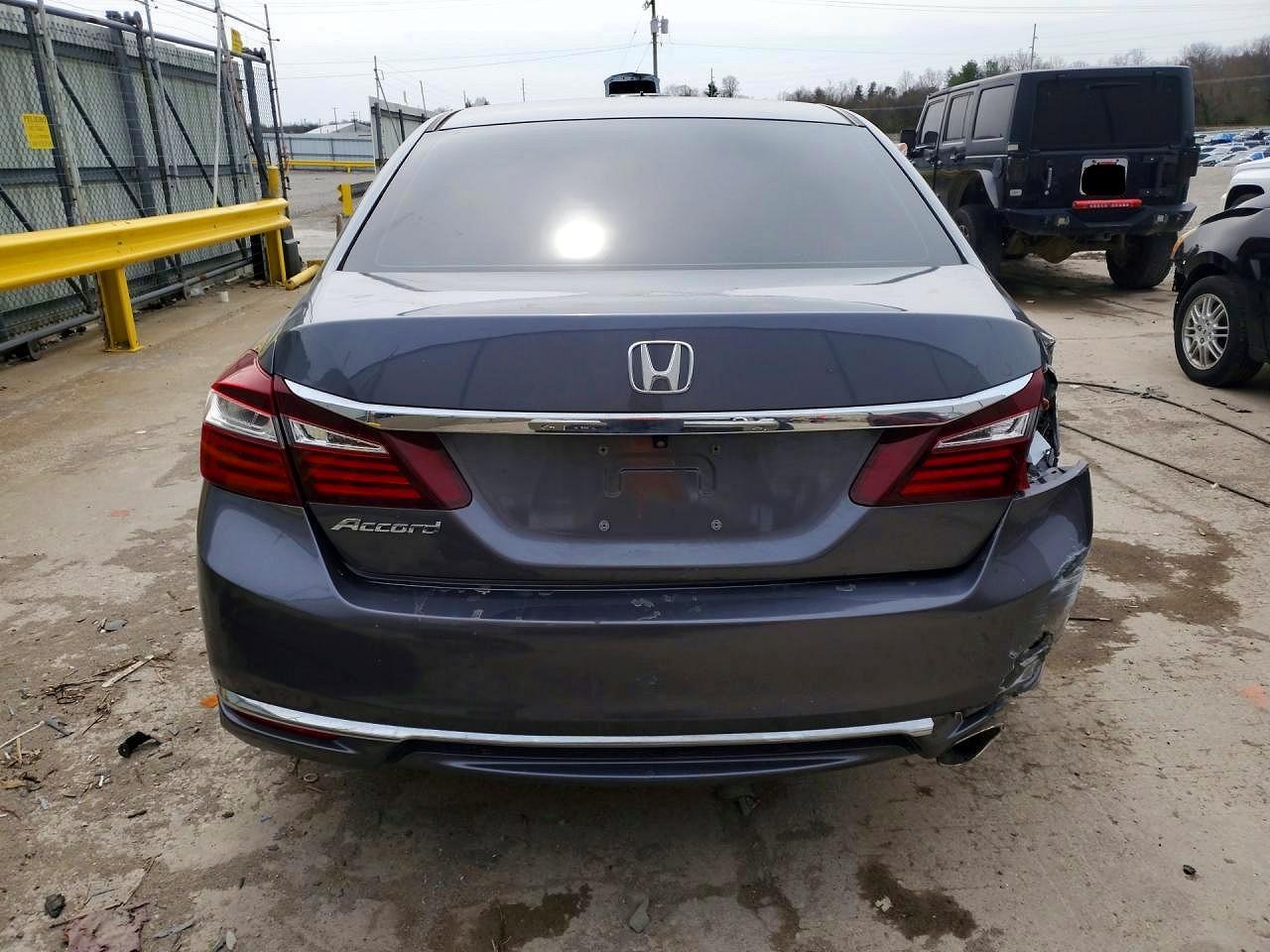 2016 HONDA ACCORD