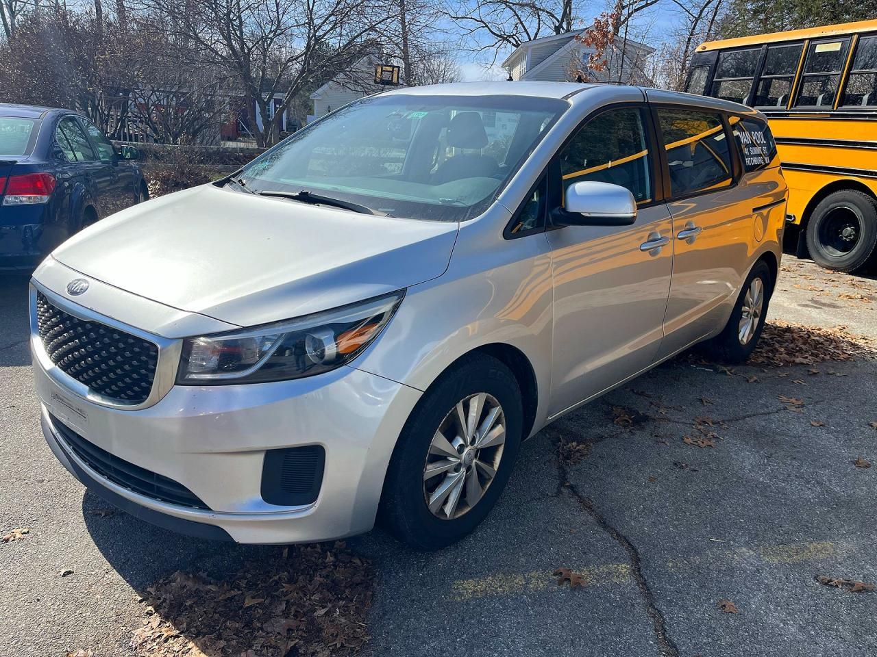 2015 KIA SEDONA