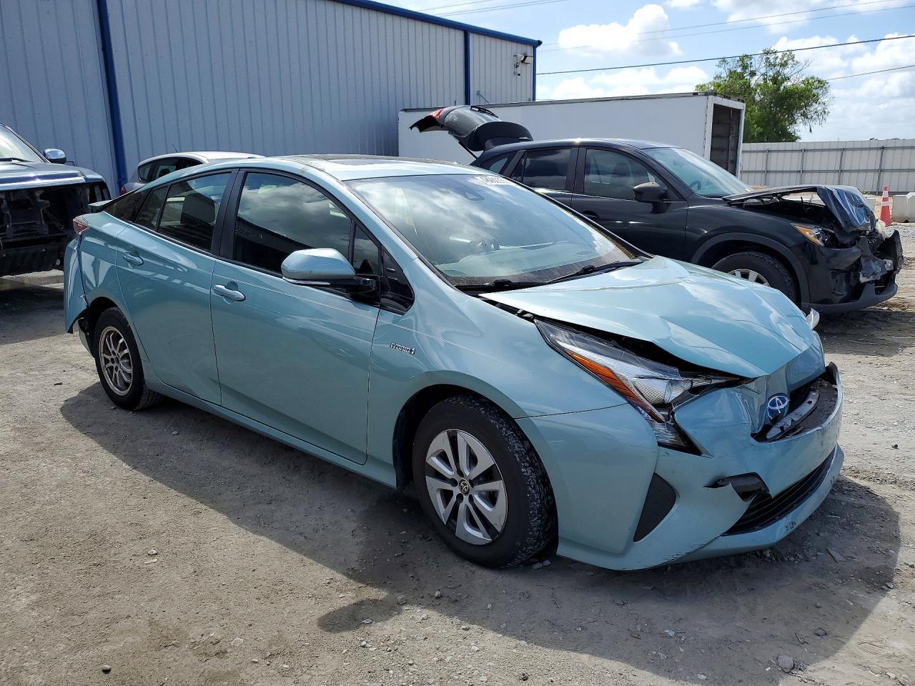 2016 TOYOTA PRIUS
