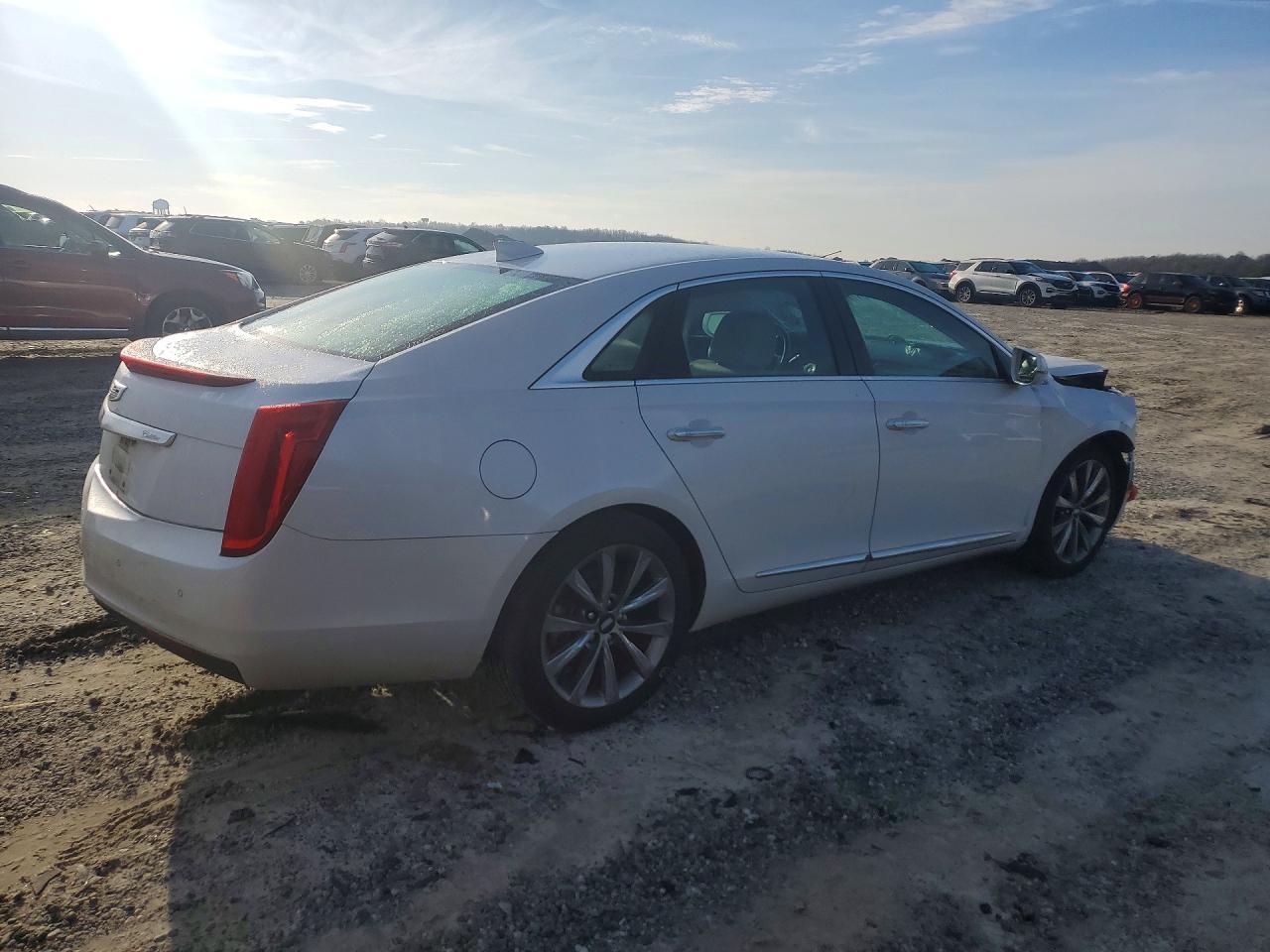 2016 CADILLAC XTS