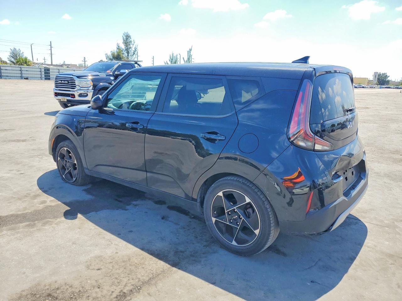 2023 KIA SOUL