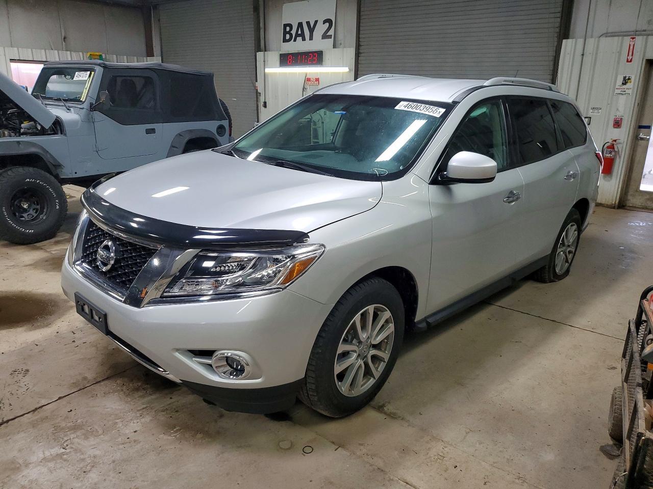 2016 NISSAN PATHFINDER