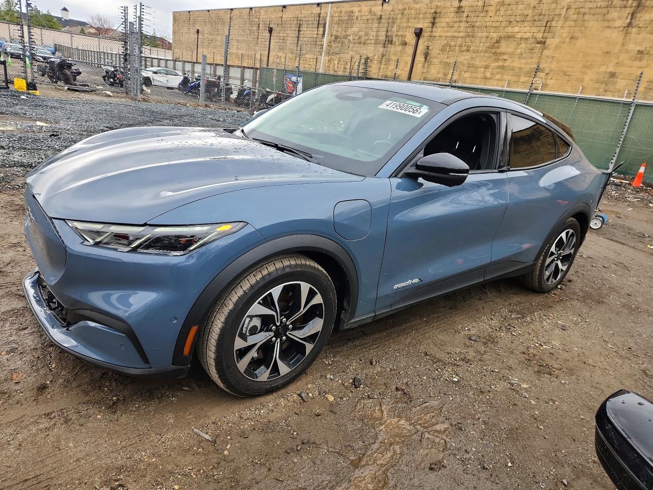 2024 FORD Mustang Mach-E