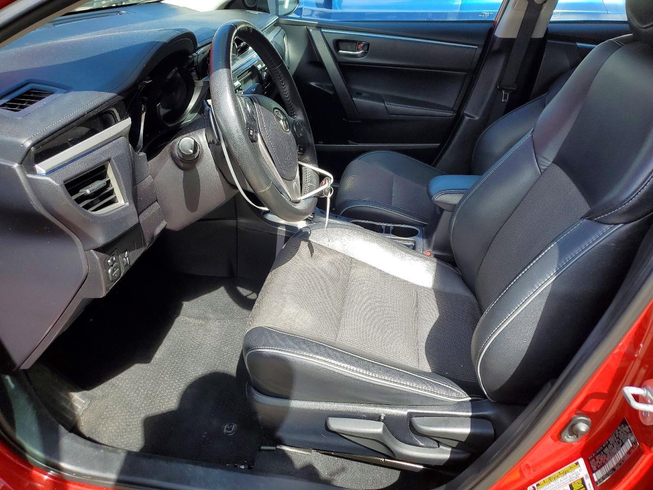 2015 TOYOTA COROLLA