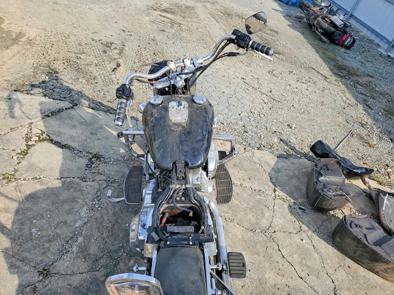 2002 HARLEY-DAVIDSON Flstfi