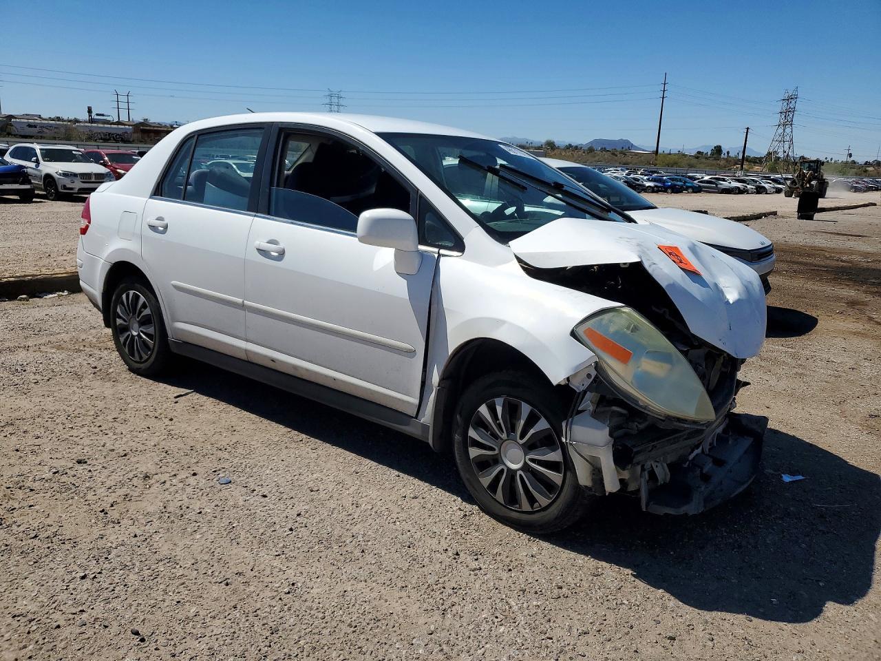 2008 NISSAN VERSA