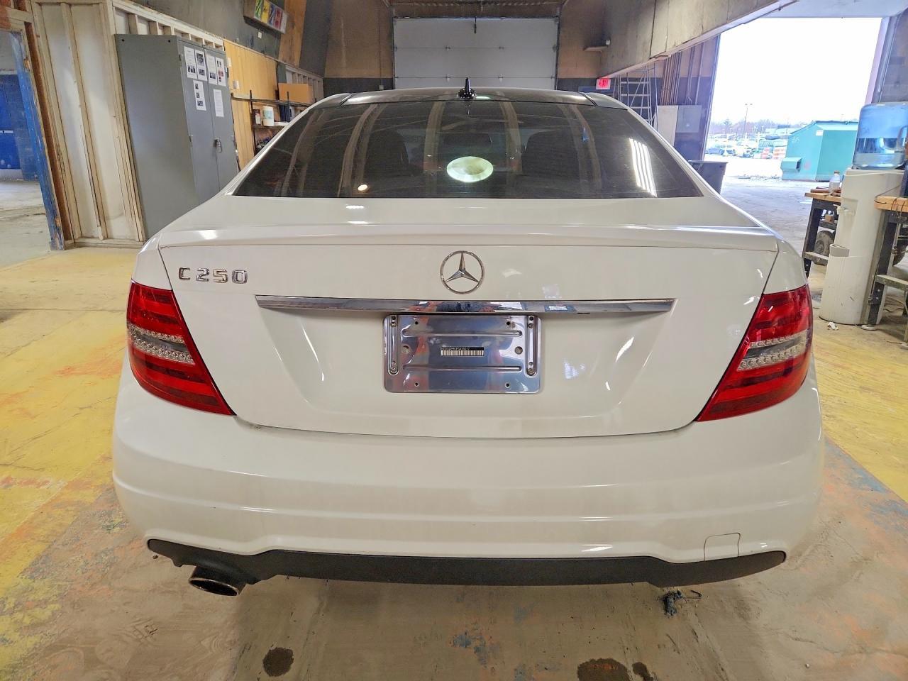 2015 MERCEDES-BENZ C-CLASS
