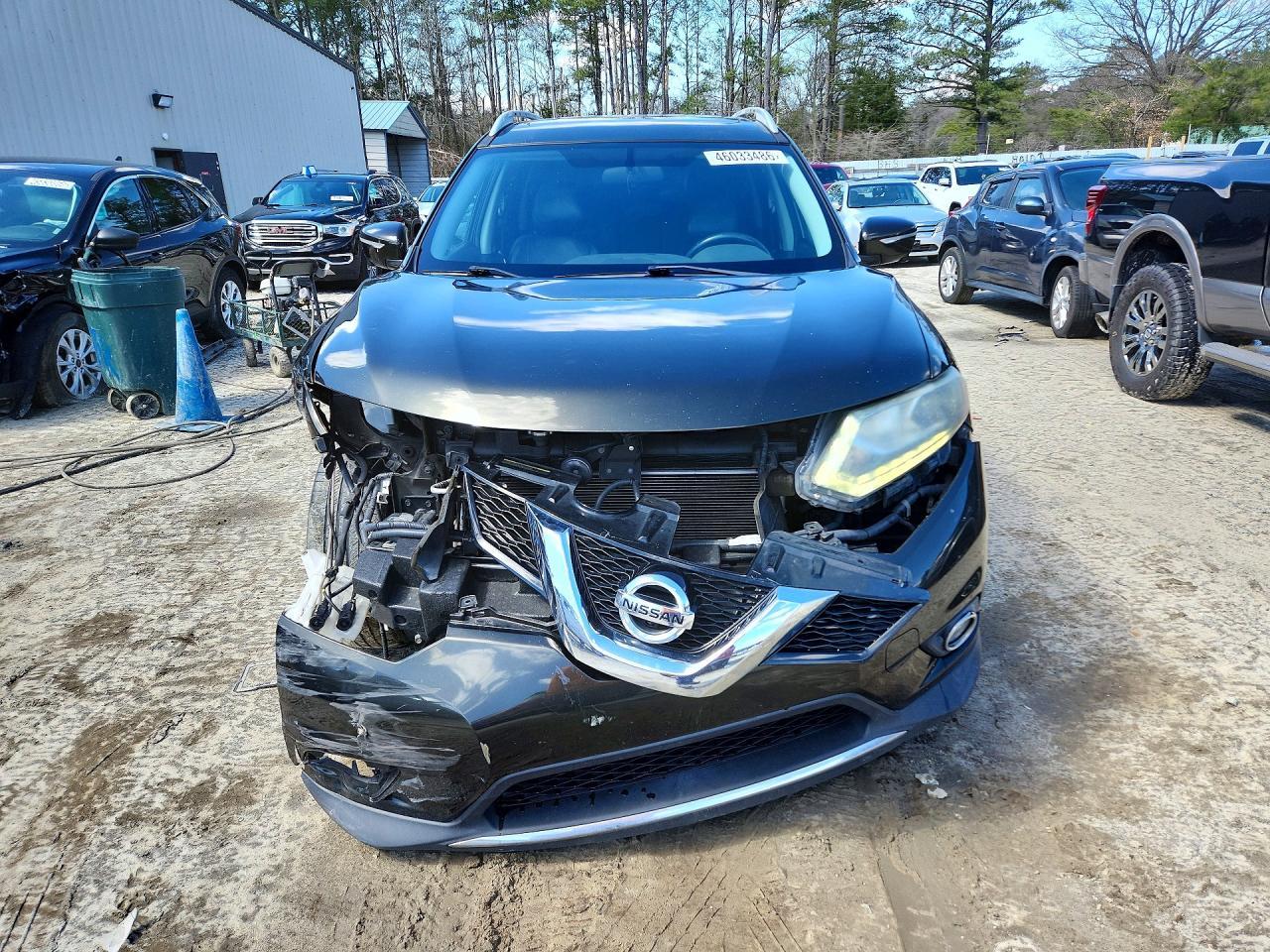 2015 NISSAN ROGUE