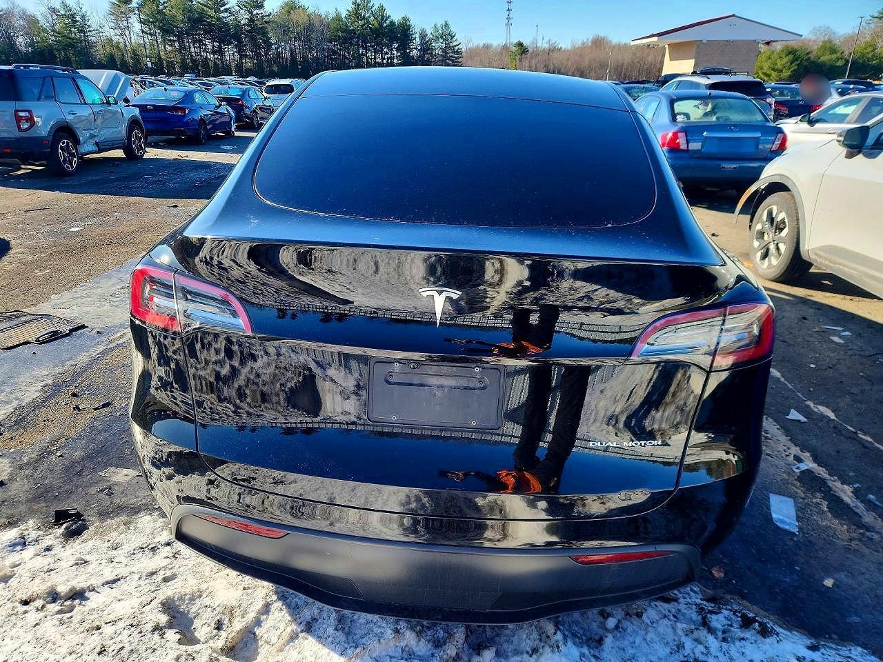 2023 TESLA MODEL Y