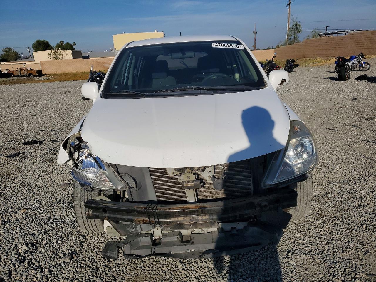 2012 NISSAN VERSA