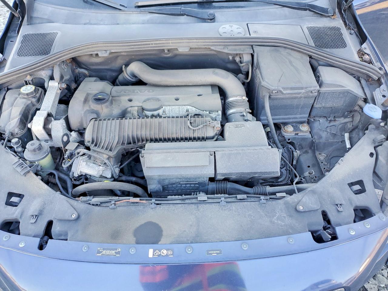 2013 VOLVO S60