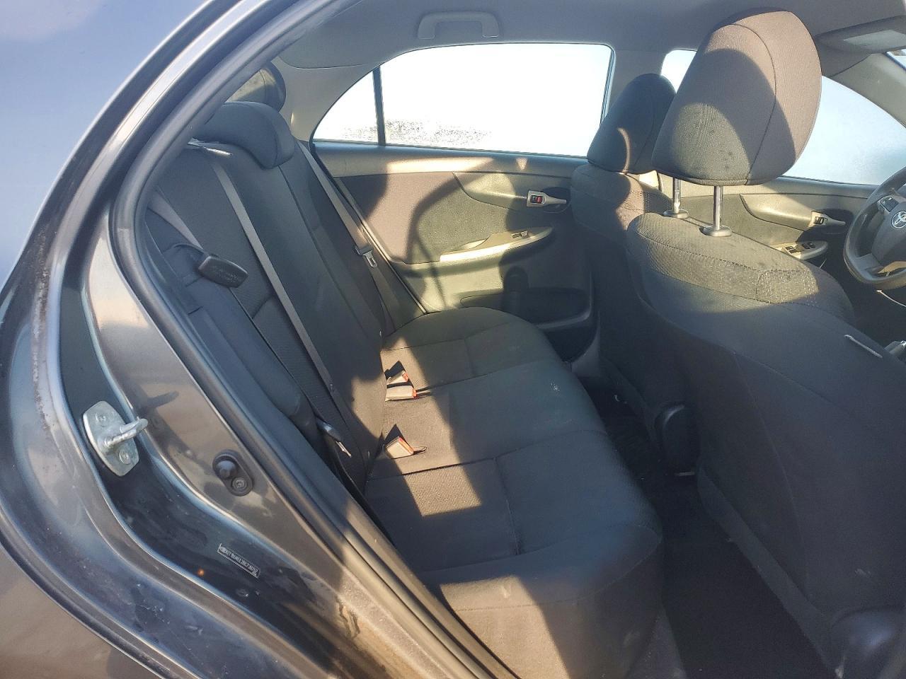 2011 TOYOTA COROLLA