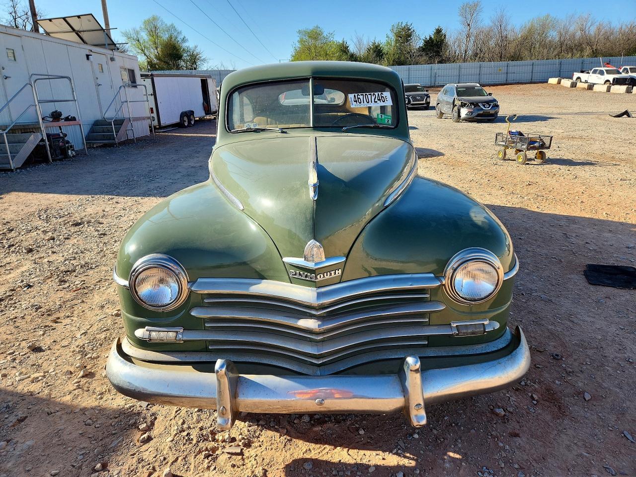 1947 Plym P15