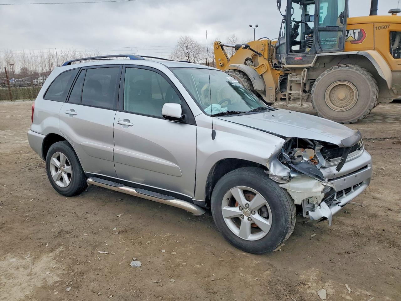 2004 TOYOTA RAV4