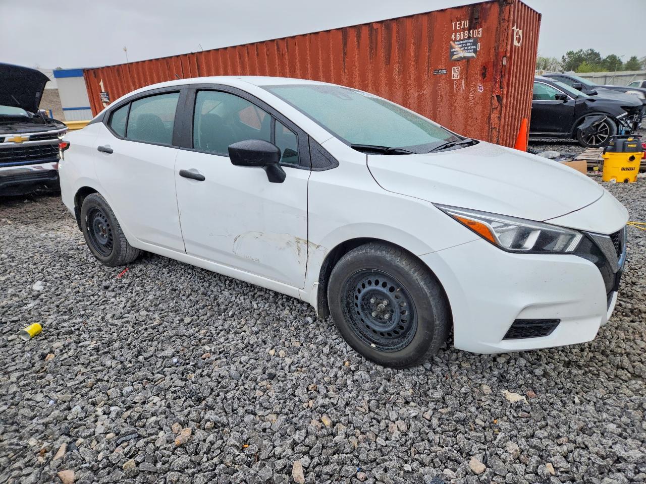 2021 NISSAN VERSA