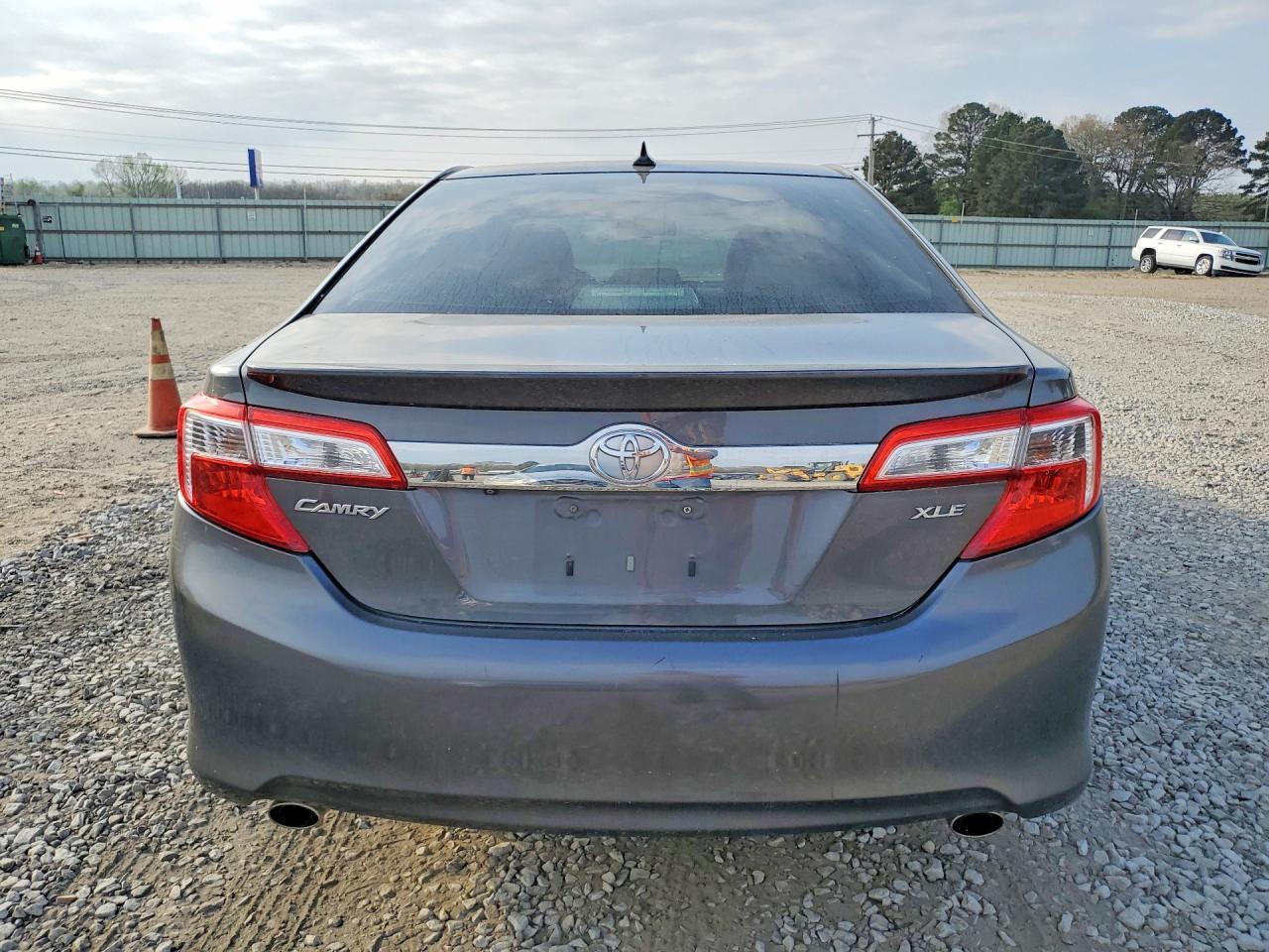 2012 TOYOTA CAMRY