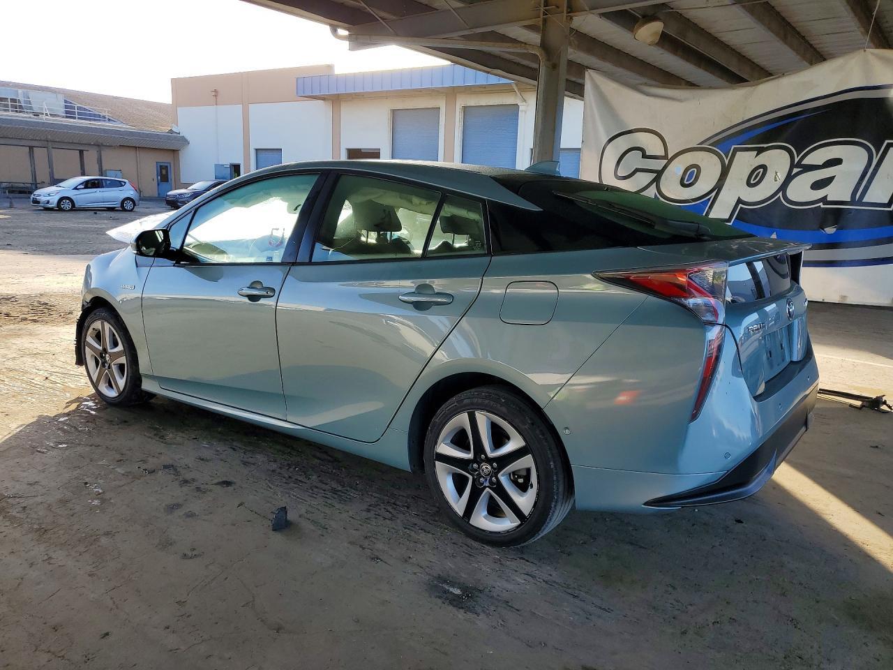 2018 TOYOTA PRIUS