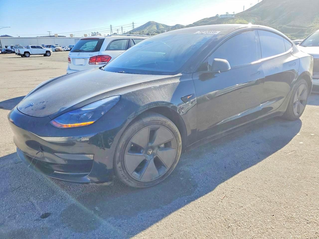 2021 TESLA MODEL 3