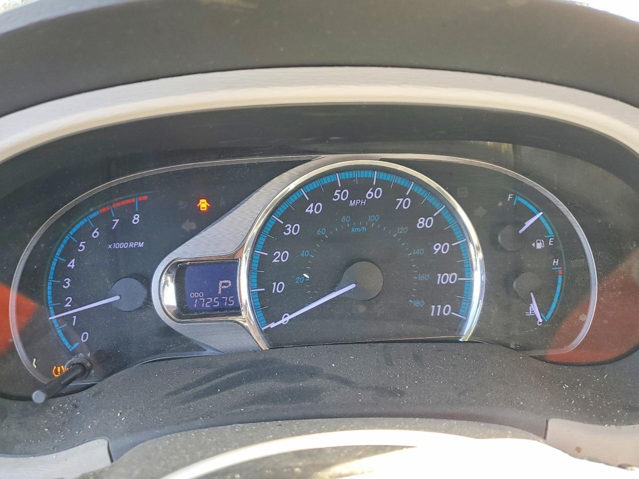 2012 TOYOTA SIENNA