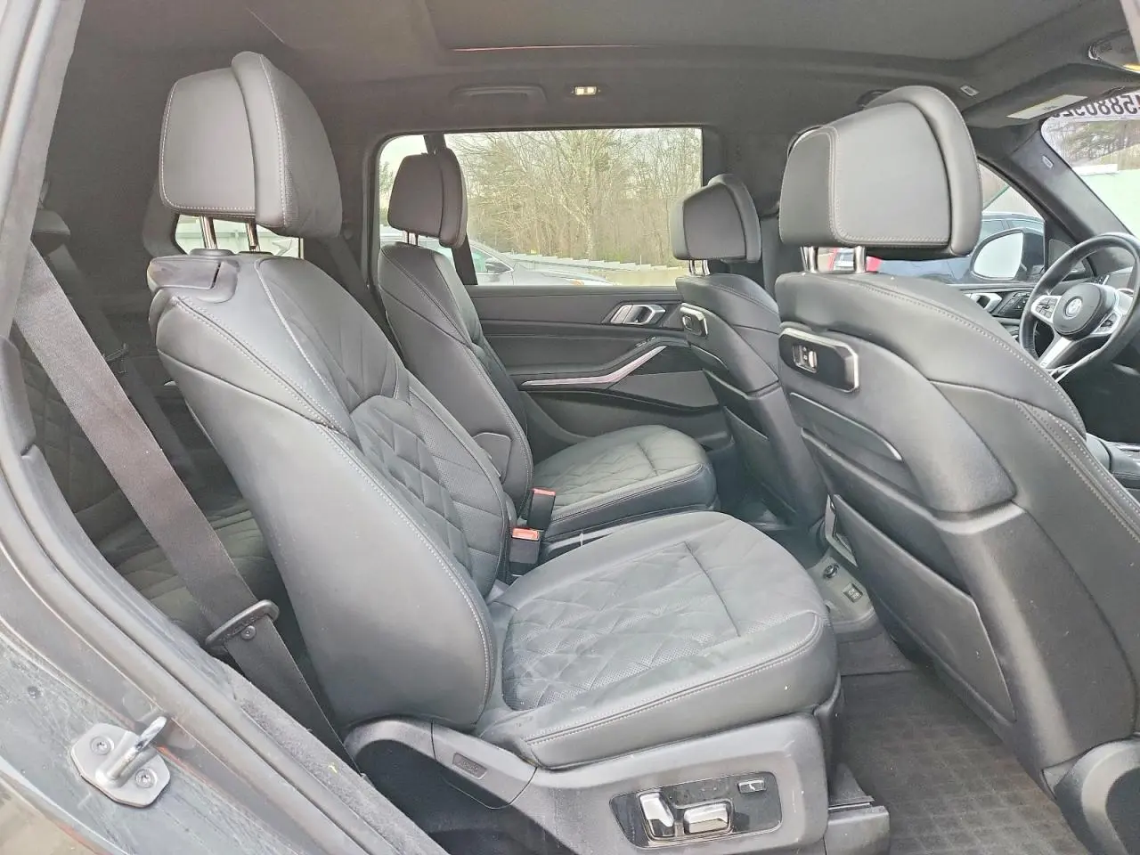 2024 BMW X7