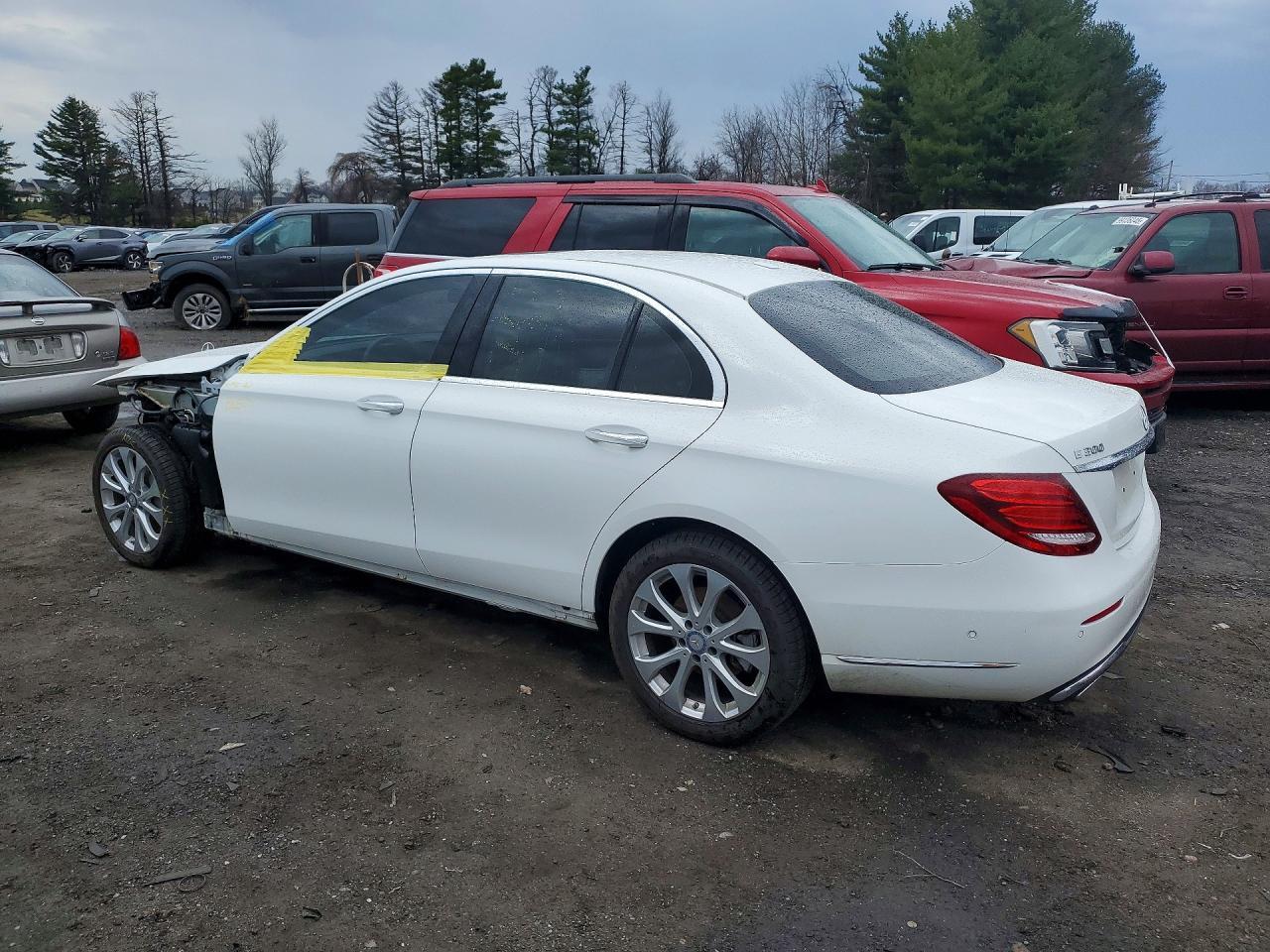 2017 MERCEDES-BENZ E-Class