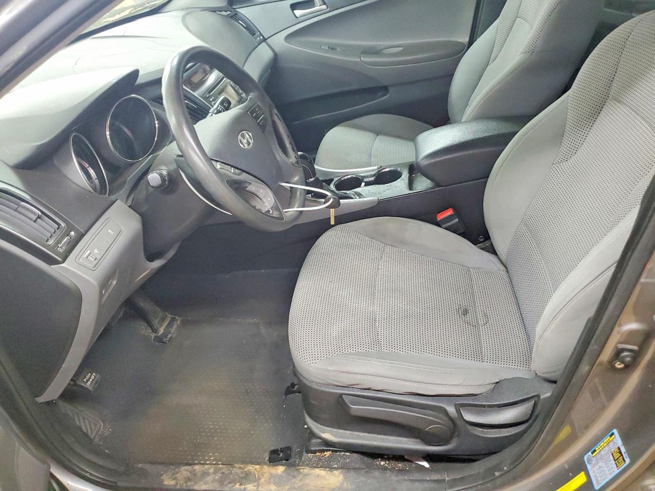 2011 HYUNDAI SONATA