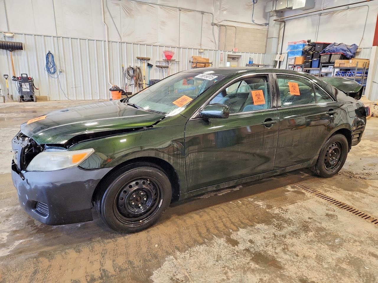 2011 TOYOTA CAMRY