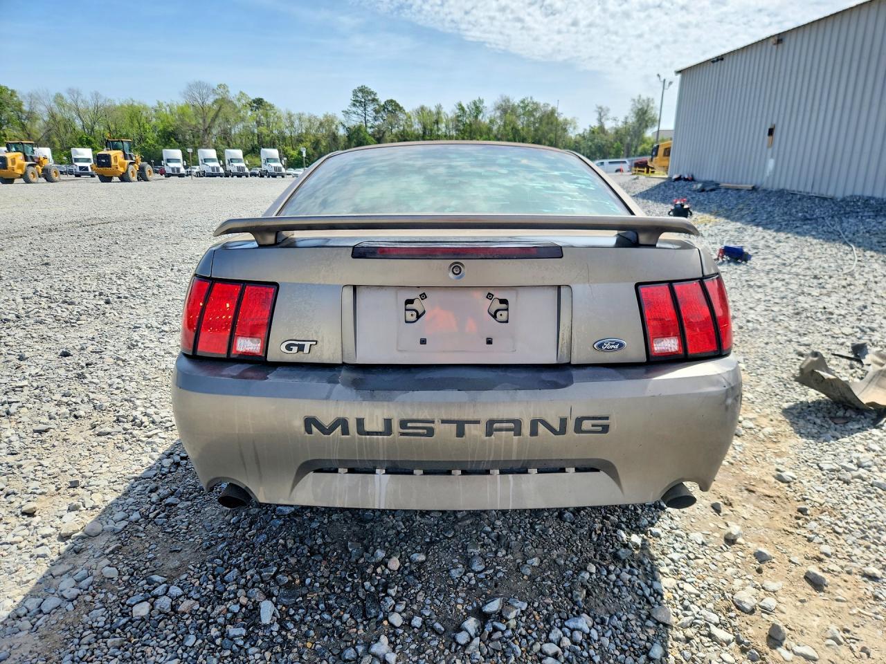 2001 FORD MUSTANG