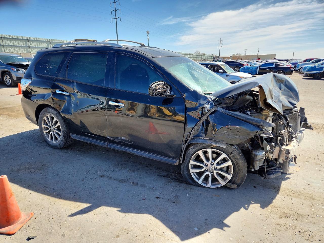2016 NISSAN PATHFINDER