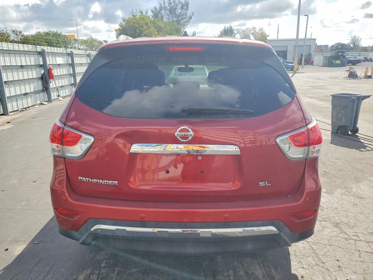 2016 NISSAN PATHFINDER