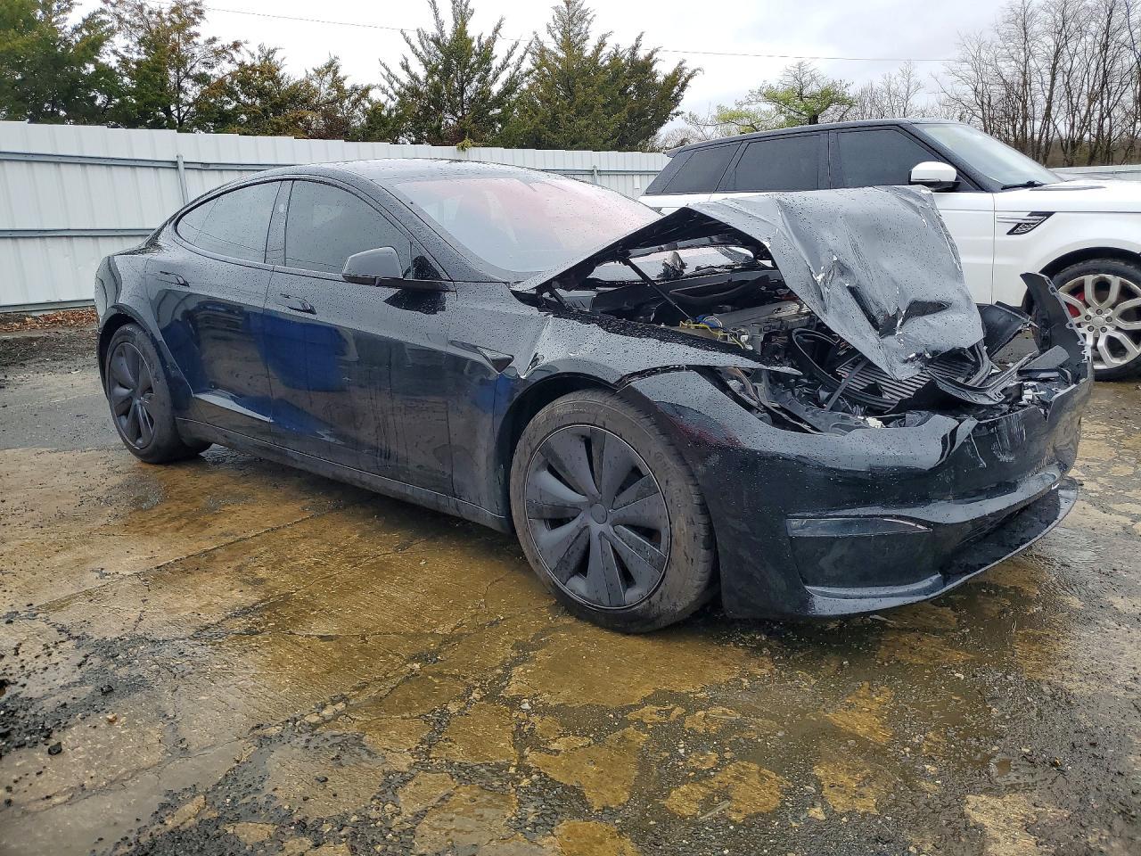 2024 TESLA MODEL S