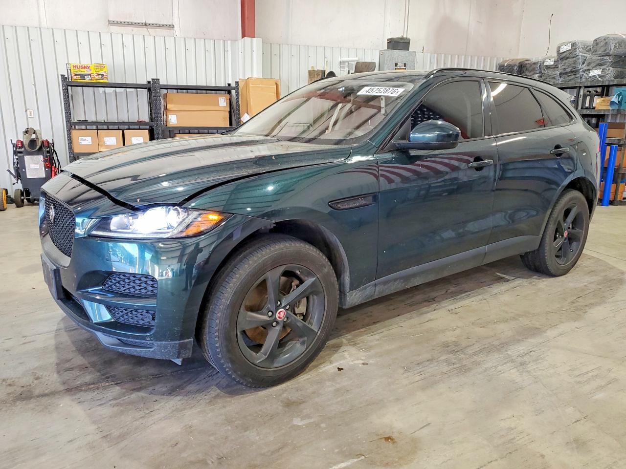 2017 JAGUAR F-Pace