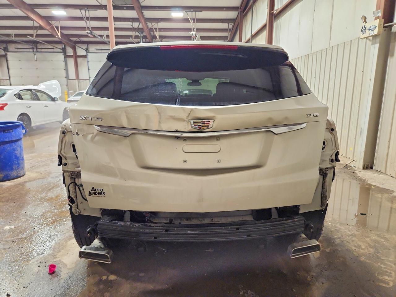 2017 CADILLAC XT5