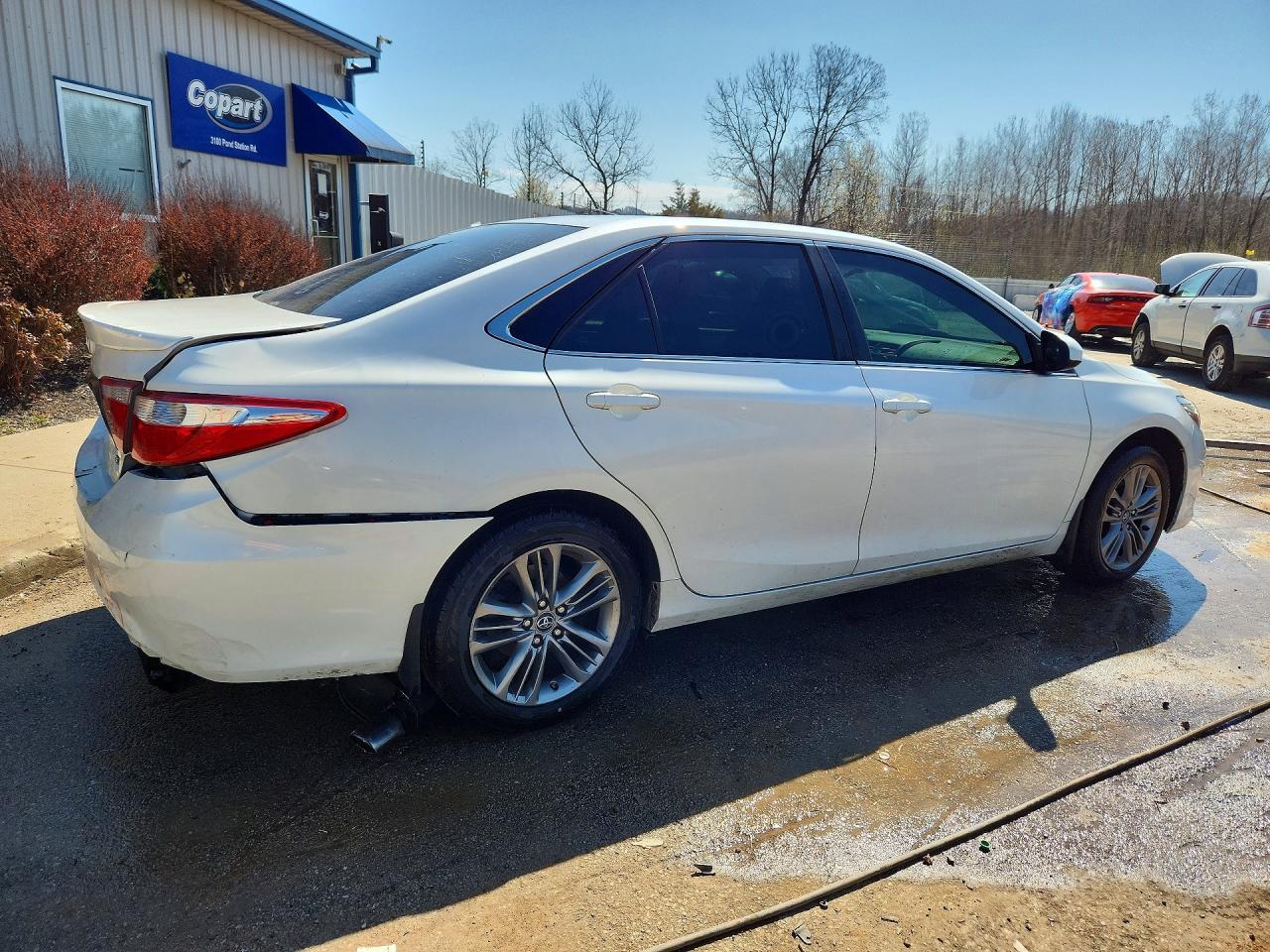 2017 TOYOTA CAMRY