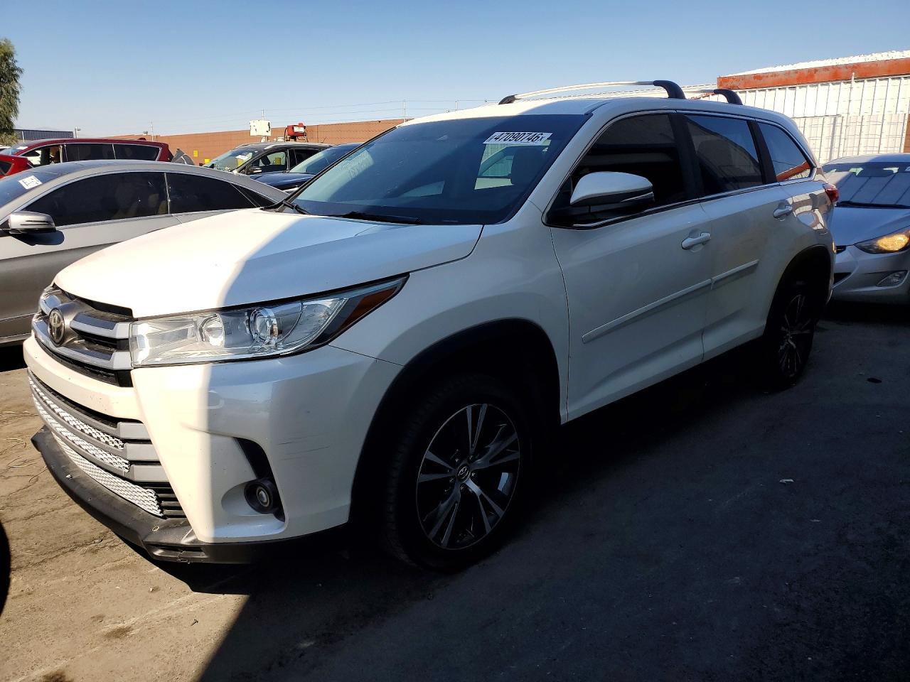 2019 TOYOTA HIGHLANDER