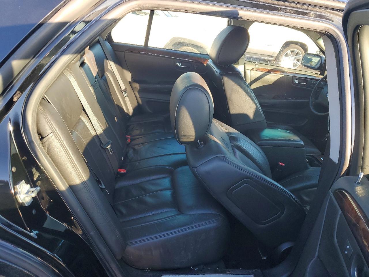 2011 CADILLAC DTS