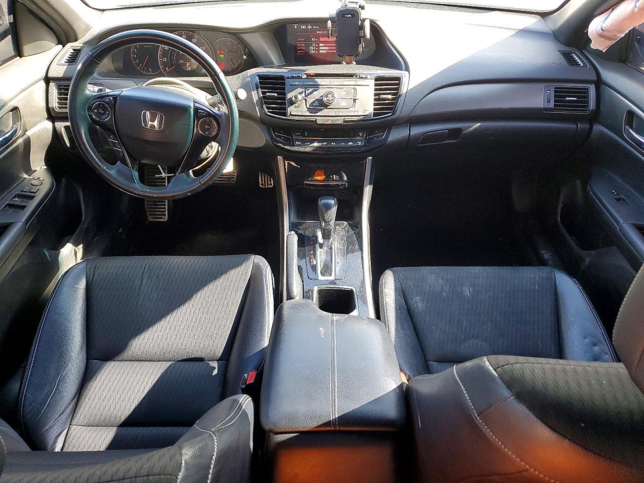 2017 HONDA ACCORD