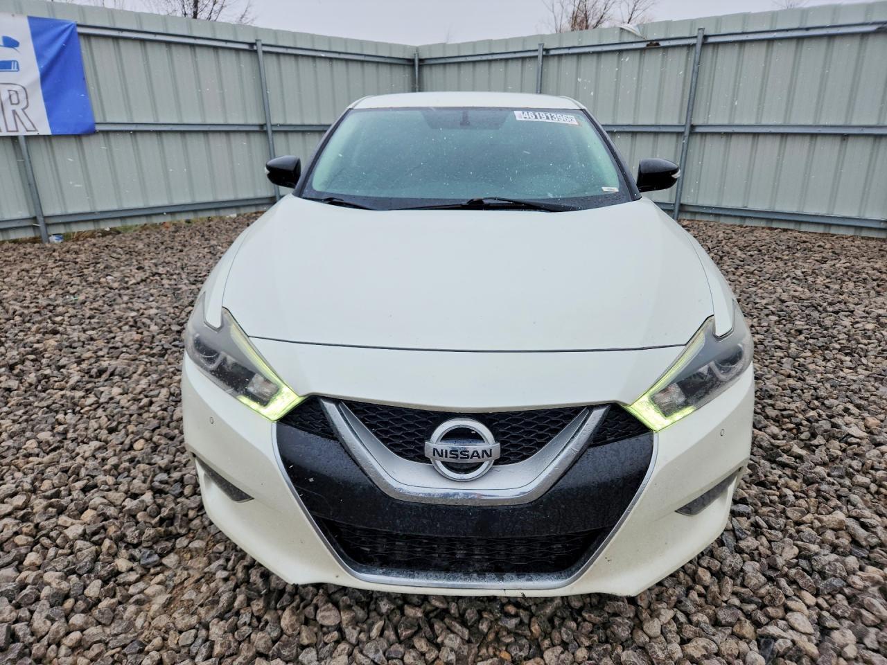 2017 NISSAN Maxima