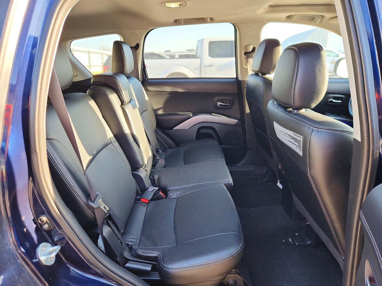 2012 MITSUBISHI outlander