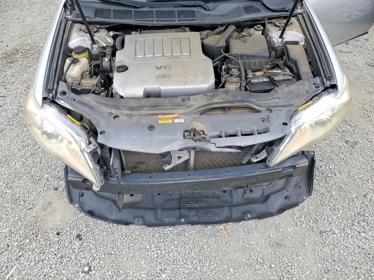 2011 TOYOTA Avalon