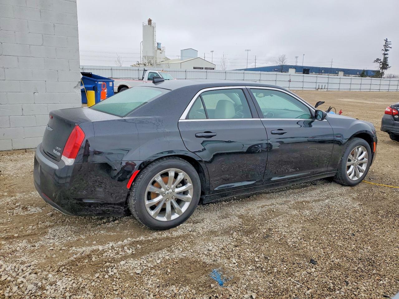 2017 CHRYSLER 300