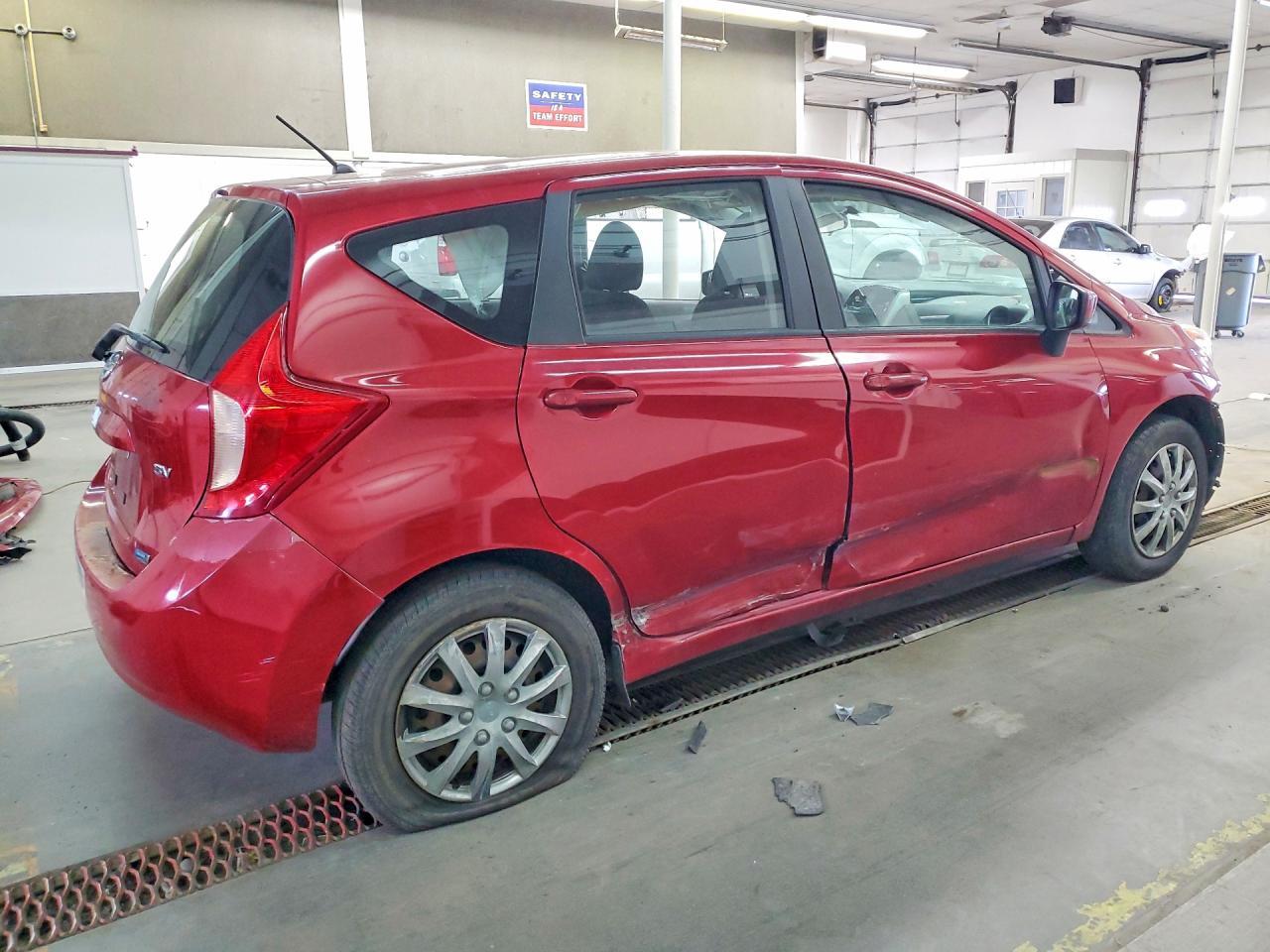 2015 NISSAN Versa Note