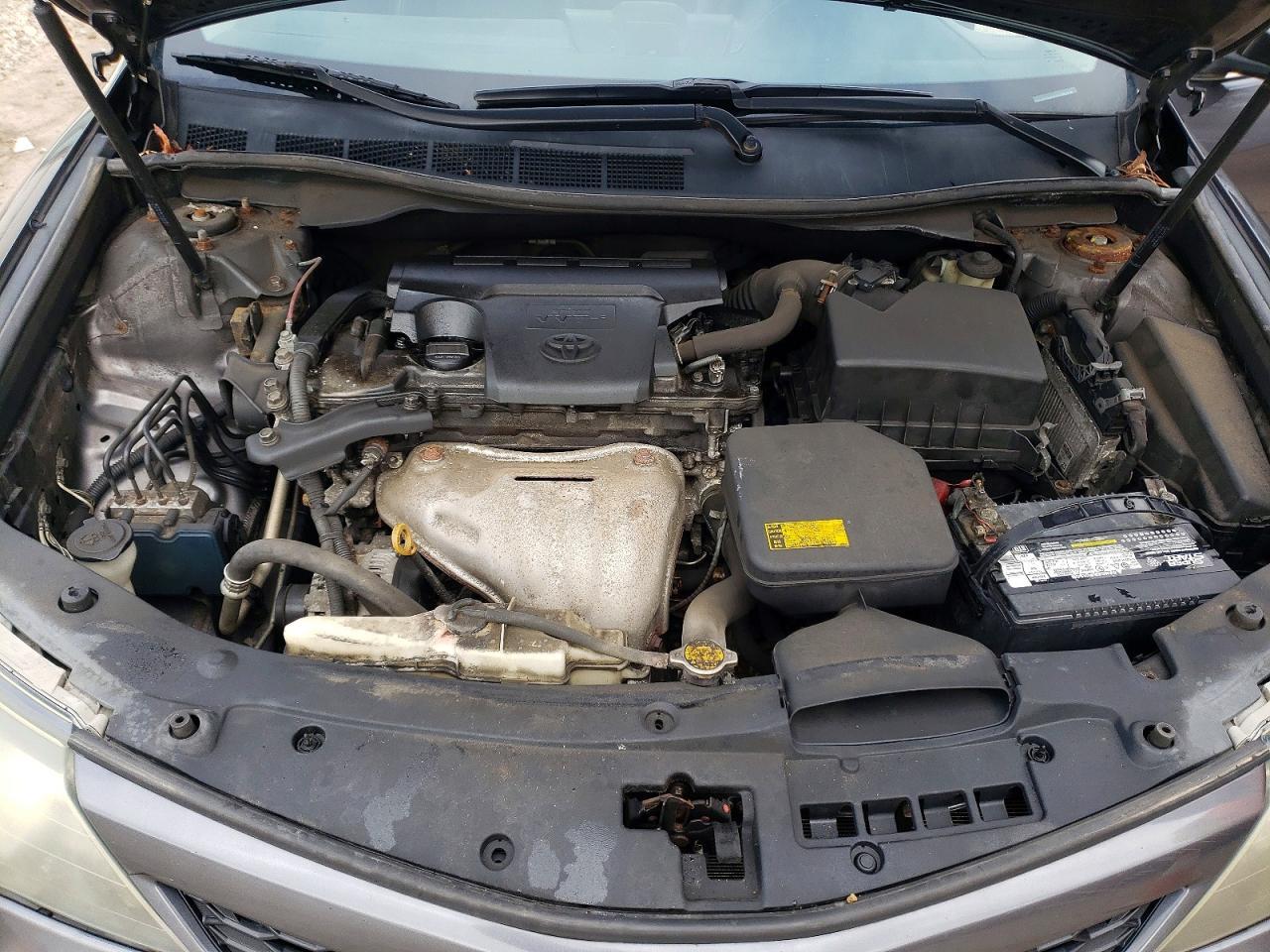 2014 TOYOTA CAMRY