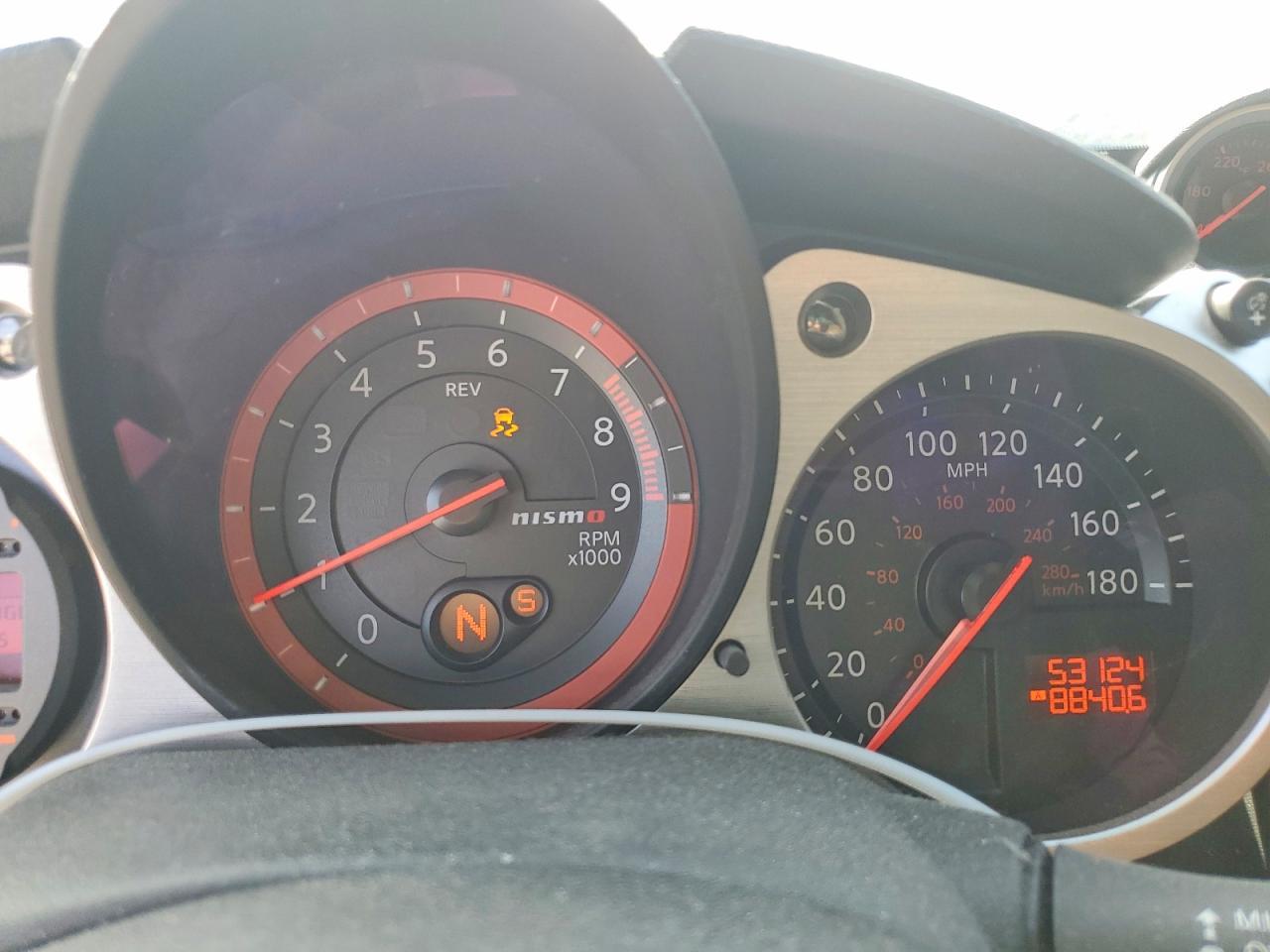 2014 NISSAN 370Z