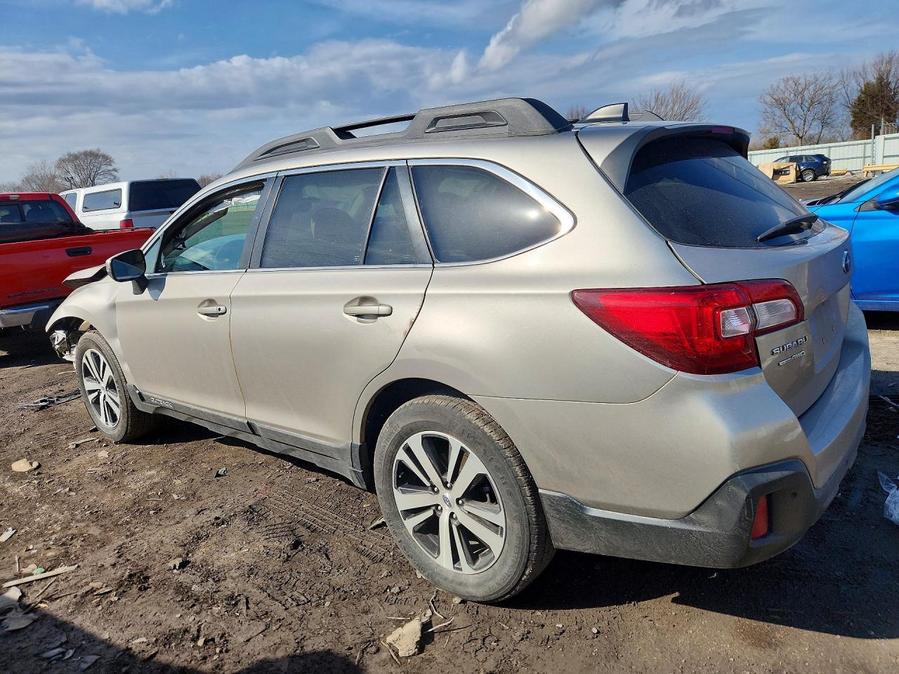 2019 SUBARU Outback
