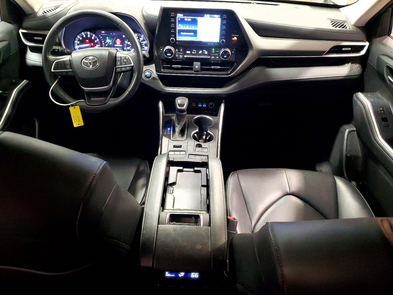 2022 TOYOTA HIGHLANDER